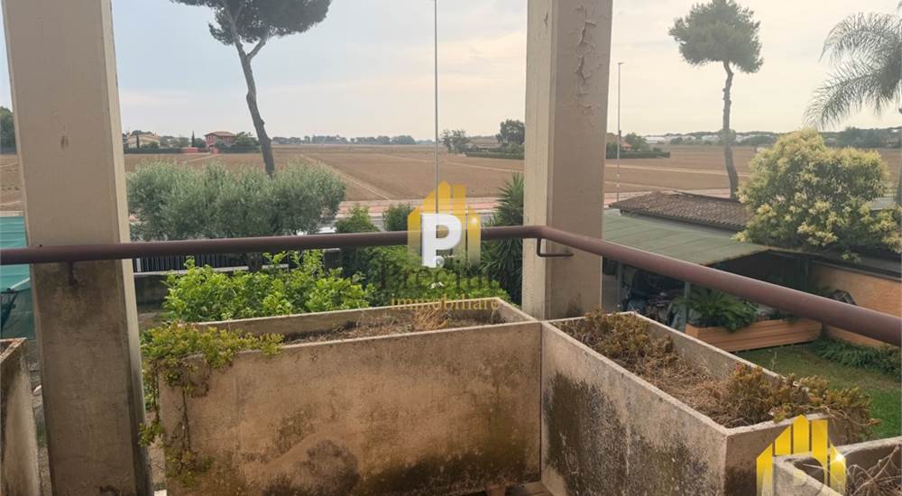 PIANO PRIMO - TERRAZZO TERZA CAMERA