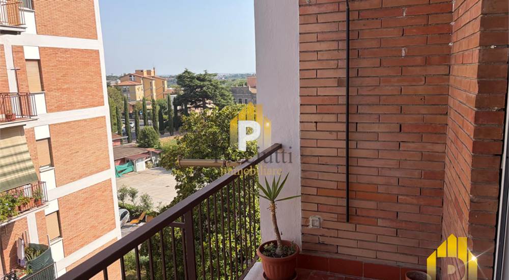 BALCONE CAMERA